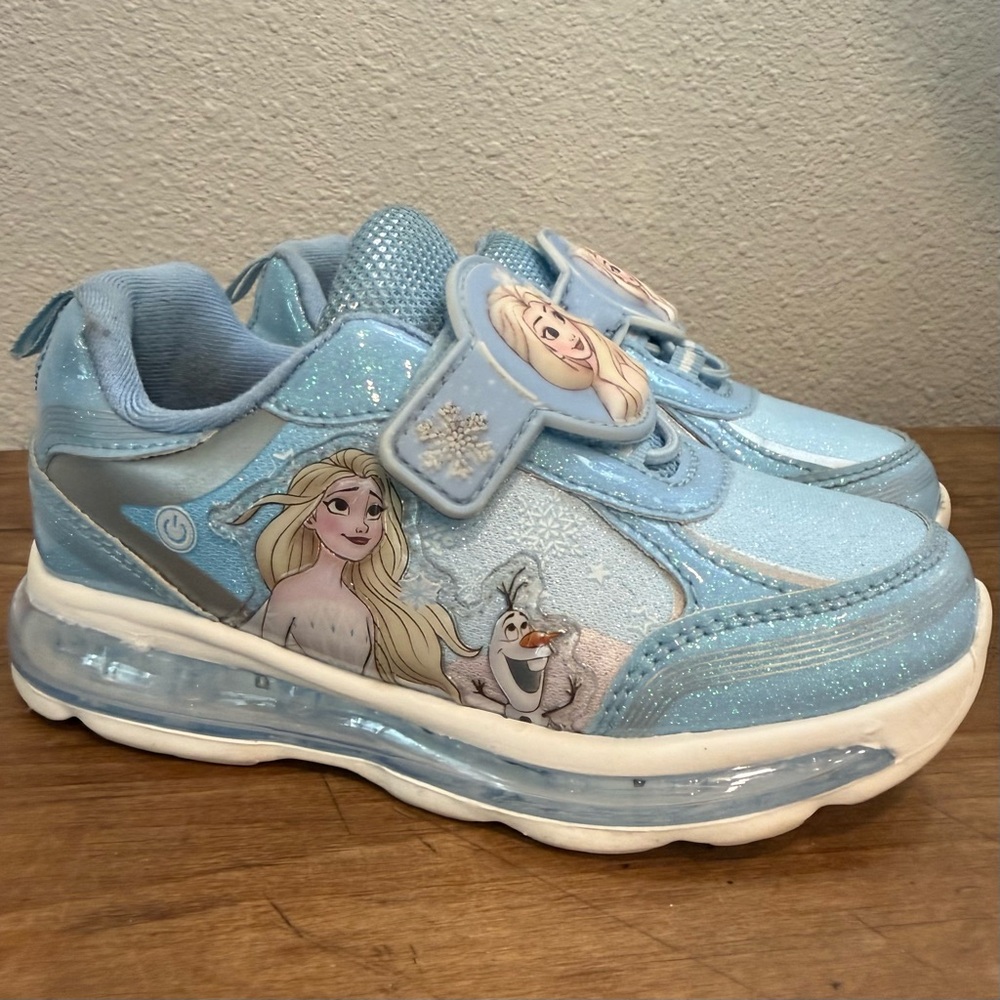 Disney Frozen Elsa Light Up Glitter Sneakers Girls Size 11 EUC